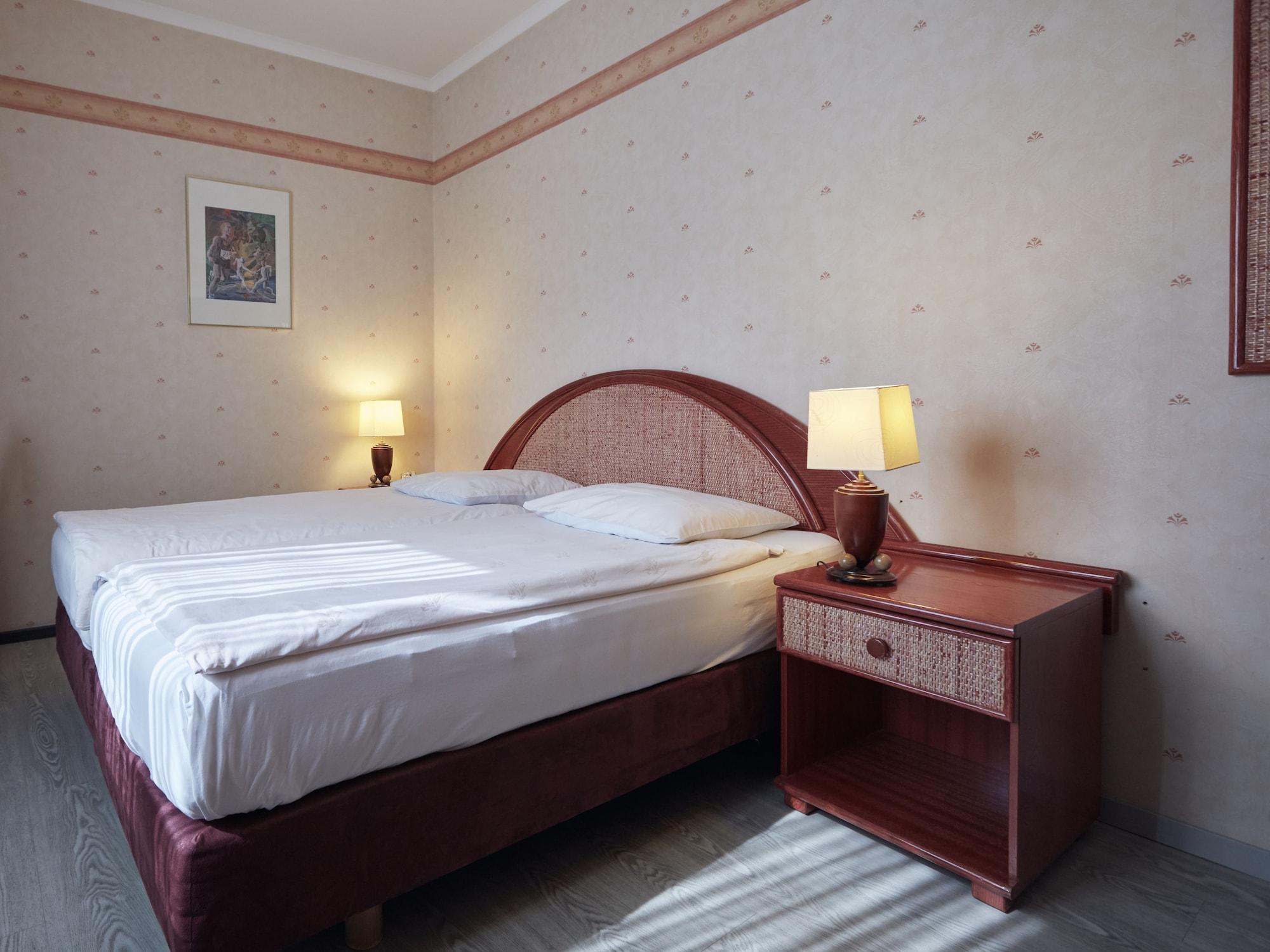 לוזאן Hotel Crystal מראה חיצוני תמונה